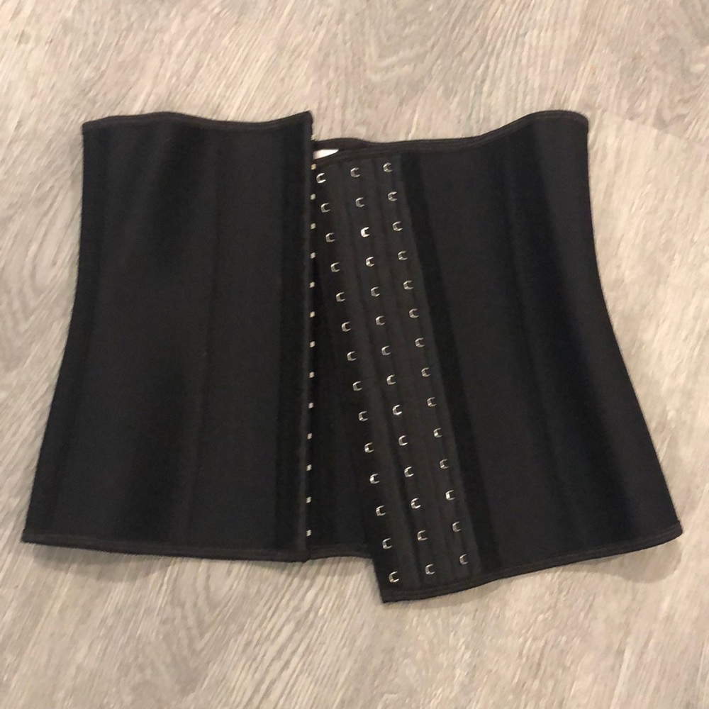 Brand new waist trainer